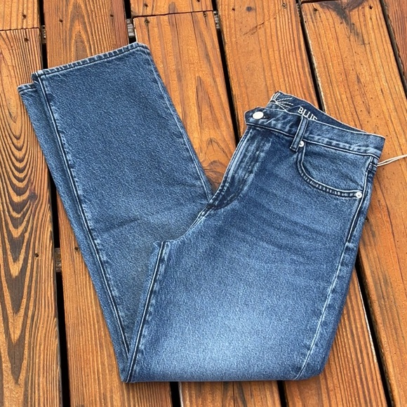 NWT Daily Blue Denim by AG Classic Straight Leg Acid Wash Jean Size 30 - Picture 5 of 10